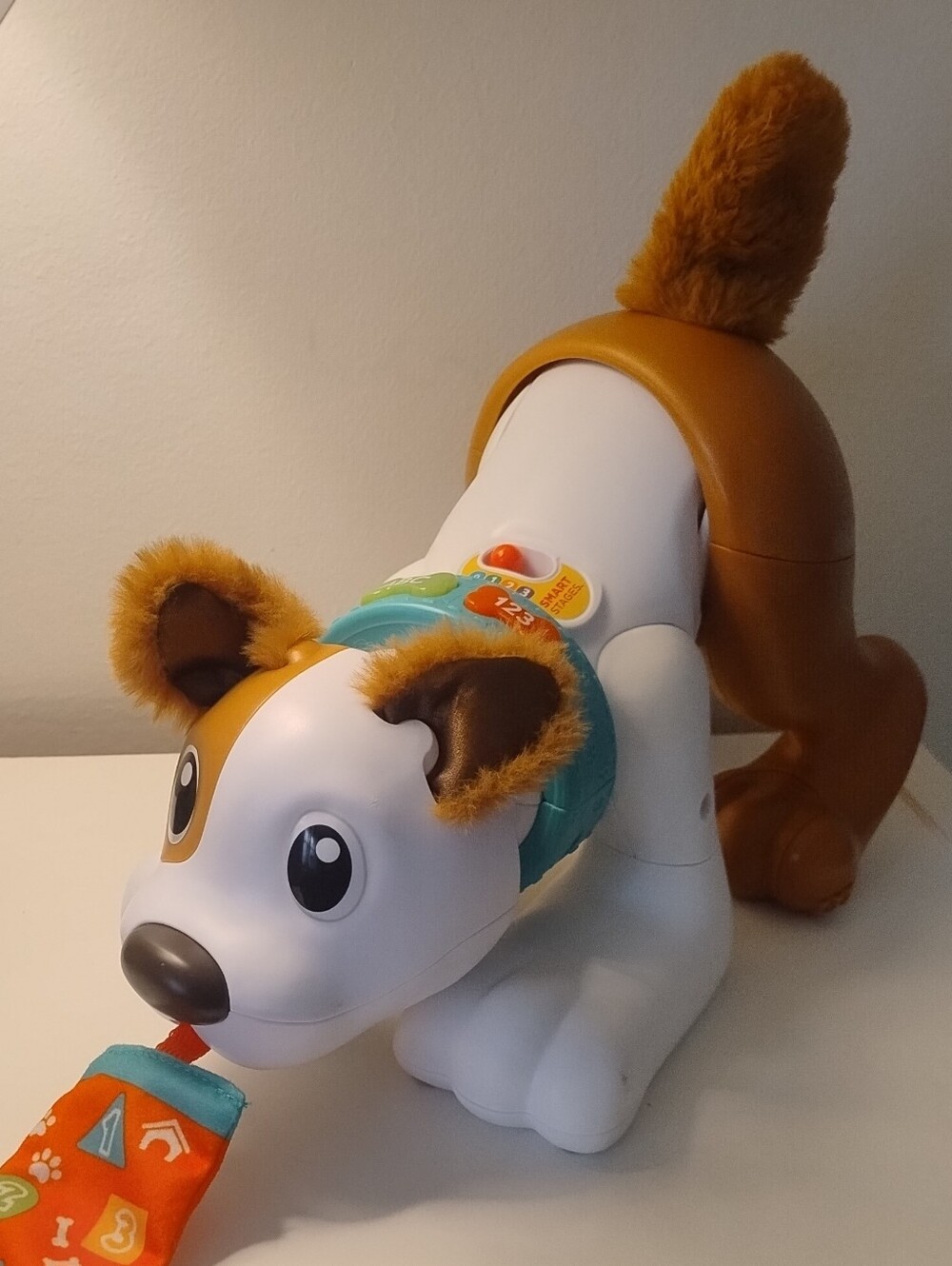 Fisher-Price 123 Crawl With Me Puppy Electronic Learning Toy 6 months - 3 years